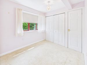 Bedroom- click for photo gallery